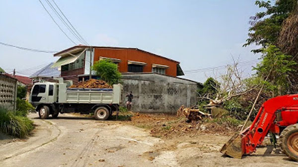 Swimming pool maintenance in Phuket image 4